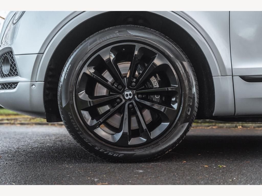 USED 2018 18 BENTLEY BENTAYGA 4.0 V8 D 5d 430 BHP 