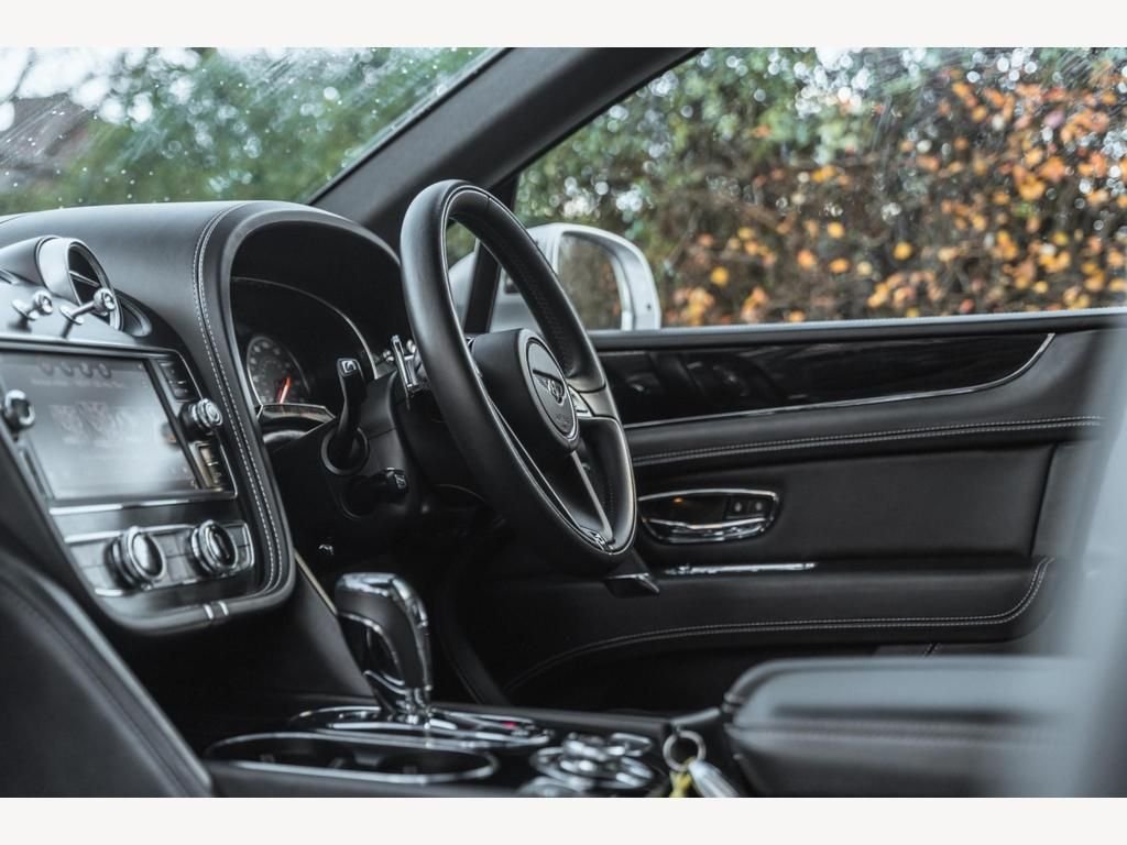 USED 2018 18 BENTLEY BENTAYGA 4.0 V8 D 5d 430 BHP 