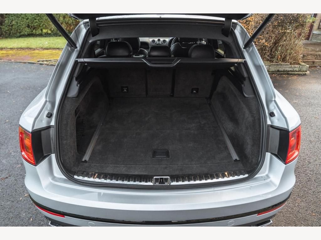 USED 2018 18 BENTLEY BENTAYGA 4.0 V8 D 5d 430 BHP 
