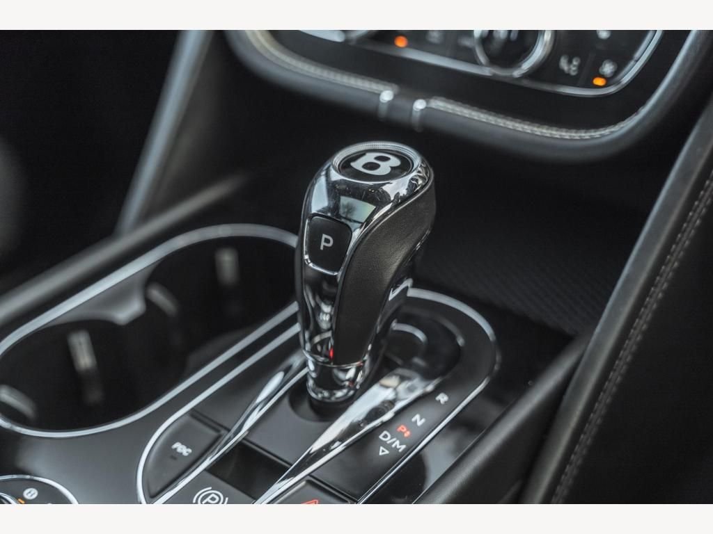 USED 2018 18 BENTLEY BENTAYGA 4.0 V8 D 5d 430 BHP 