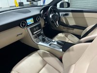 USED 2014 14 MERCEDES-BENZ SLK 2.1 SLK250 CDI BLUEEFFICIENCY AMG SPORT 2d 204 BHP 