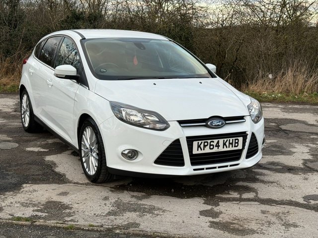 2014 64 Ford Focus 1.6 ZETEC NAVIGATOR TDCI 5d 113 BHP
