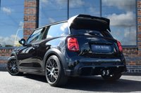USED 2021 P MINI HATCH COOPER 1.5 COOPER SPORT 3d 134 BHP HUGE CARBON SPEC / JCW STYLING