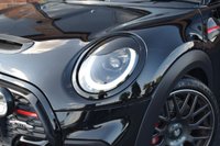 USED 2021 P MINI HATCH COOPER 1.5 COOPER SPORT 3d 134 BHP HUGE CARBON SPEC / JCW STYLING