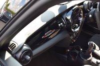 USED 2021 P MINI HATCH COOPER 1.5 COOPER SPORT 3d 134 BHP HUGE CARBON SPEC / JCW STYLING