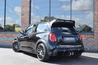 USED 2021 P MINI HATCH COOPER 1.5 COOPER SPORT 3d 134 BHP HUGE CARBON SPEC / JCW STYLING