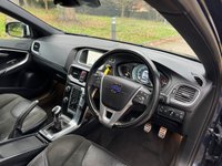 USED 2015 15 VOLVO V40 1.6 D2 R-DESIGN NAV 5d 113 BHP 