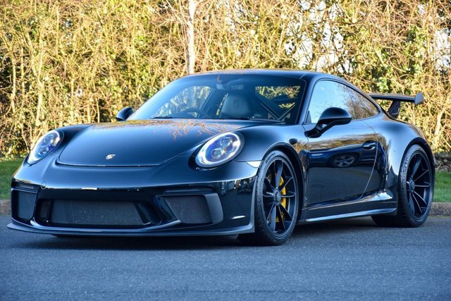 2017 67 Porsche 911 4.0 GT3 2d 494 BHP