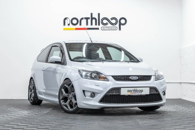 2011 61 Ford Focus 2.5 ST-2 3d 340 BHP