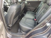 USED 2015 15 KIA SPORTAGE 1.7 CRDI 3 SAT NAV ISG 5d 114 BHP Pan Roof+ Ulez Compliant