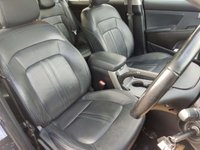 USED 2015 15 KIA SPORTAGE 1.7 CRDI 3 SAT NAV ISG 5d 114 BHP Pan Roof+ Ulez Compliant