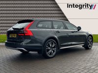 USED 2018 18 VOLVO V90 2.0 D5 POWERPULSE CROSS COUNTRY PRO AWD 5d 231 BHP XENIUM PACK - 360 CAMERA - PANO ROOF - AUTOMATIC PARALLEL AND 90 DEGREE PARKING - SATELITTE NAVIGATION - DAB RADIO - POWER PASSENGER SEAT - POWER TAILGATE - KEYLESS DRIVE
