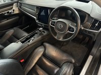 USED 2018 18 VOLVO V90 2.0 D5 POWERPULSE CROSS COUNTRY PRO AWD 5d 231 BHP XENIUM PACK - 360 CAMERA - PANO ROOF - AUTOMATIC PARALLEL AND 90 DEGREE PARKING - SATELITTE NAVIGATION - DAB RADIO - POWER PASSENGER SEAT - POWER TAILGATE - KEYLESS DRIVE