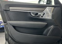 USED 2018 18 VOLVO V90 2.0 D5 POWERPULSE CROSS COUNTRY PRO AWD 5d 231 BHP XENIUM PACK - 360 CAMERA - PANO ROOF - AUTOMATIC PARALLEL AND 90 DEGREE PARKING - SATELITTE NAVIGATION - DAB RADIO - POWER PASSENGER SEAT - POWER TAILGATE - KEYLESS DRIVE