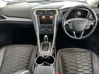 USED 2018 68 FORD MONDEO 2.0 VIGNALE TDCI 5d 177 BHP SYNC 3 NAVIGATION SYSTEM WITH 8" COLOUR SCREEN - BLUETOOTH HANDSFREE - BLIND SPOT INFORMATION SYSTEM - USB INPUT - SONY DAB AUDIO SYSTEM - FRONT AND REAR PARK ASSIST -  KEYLESS ENTRY