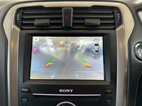USED 2018 68 FORD MONDEO 2.0 VIGNALE TDCI 5d 177 BHP SYNC 3 NAVIGATION SYSTEM WITH 8" COLOUR SCREEN - BLUETOOTH HANDSFREE - BLIND SPOT INFORMATION SYSTEM - USB INPUT - SONY DAB AUDIO SYSTEM - FRONT AND REAR PARK ASSIST -  KEYLESS ENTRY