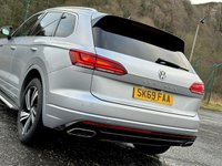 USED 2019 69 VOLKSWAGEN TOUAREG 3.0 V6 R-LINE TECH TDI 5d 282 BHP 