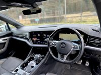 USED 2019 69 VOLKSWAGEN TOUAREG 3.0 V6 R-LINE TECH TDI 5d 282 BHP 