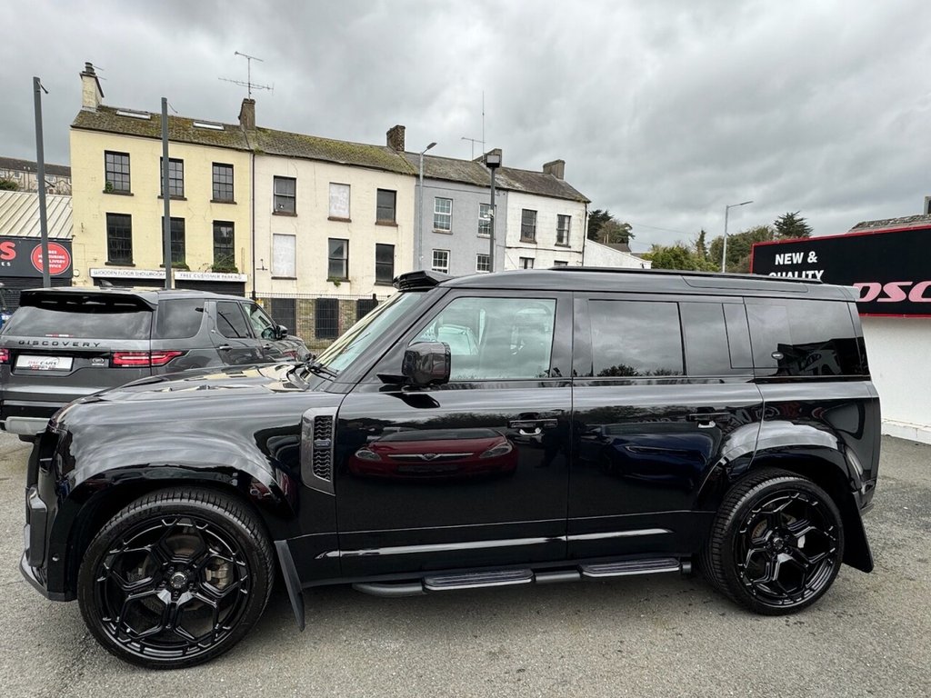 USED 2021 LAND ROVER DEFENDER 3.0 MOTION R 5dr 246 BHP FULL PANORAMIC GLASS SUNROOF