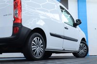 USED 2018 18 MERCEDES-BENZ CITAN 1.5 109 CDI BLUEEFFICIENCY 90 BHP SWB EURO 6 PANEL VAN  HPI CHECK ALL CLEAR - ULEZ / LEZ / CAZ COMPLIANT - AIR CON - SIDE LOADING DOOR - SO MUCH MORE TO LIST - OUR CARE PACKAGE INCLUDES - 12 MONTHS MOT - INTERIM SERVICE - 6 MONTHS NATIONWIDE WARRANTY - 12 MONTHS BREAKDOWN COVER - FINANCE AVAILABLE - ZERO DEPOSIT OFFERS - ALL VANS/CARS WELCOME IN PART-EXCHANGE, ANY AGE, ANY MILEAGE, ANY CONDITION