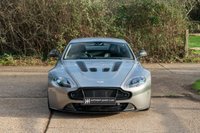 USED 2015 65 ASTON MARTIN Vantage S 5.9 S V12 3d 565 BHP ONE OWNER, TITANIUM EXHAUST, CARBON EXTERIOR, CARBON INTERIOR PACK, JUST SERVICED AT AM BRISTOL, 4 NEW TYRES, 12M WARRANTY