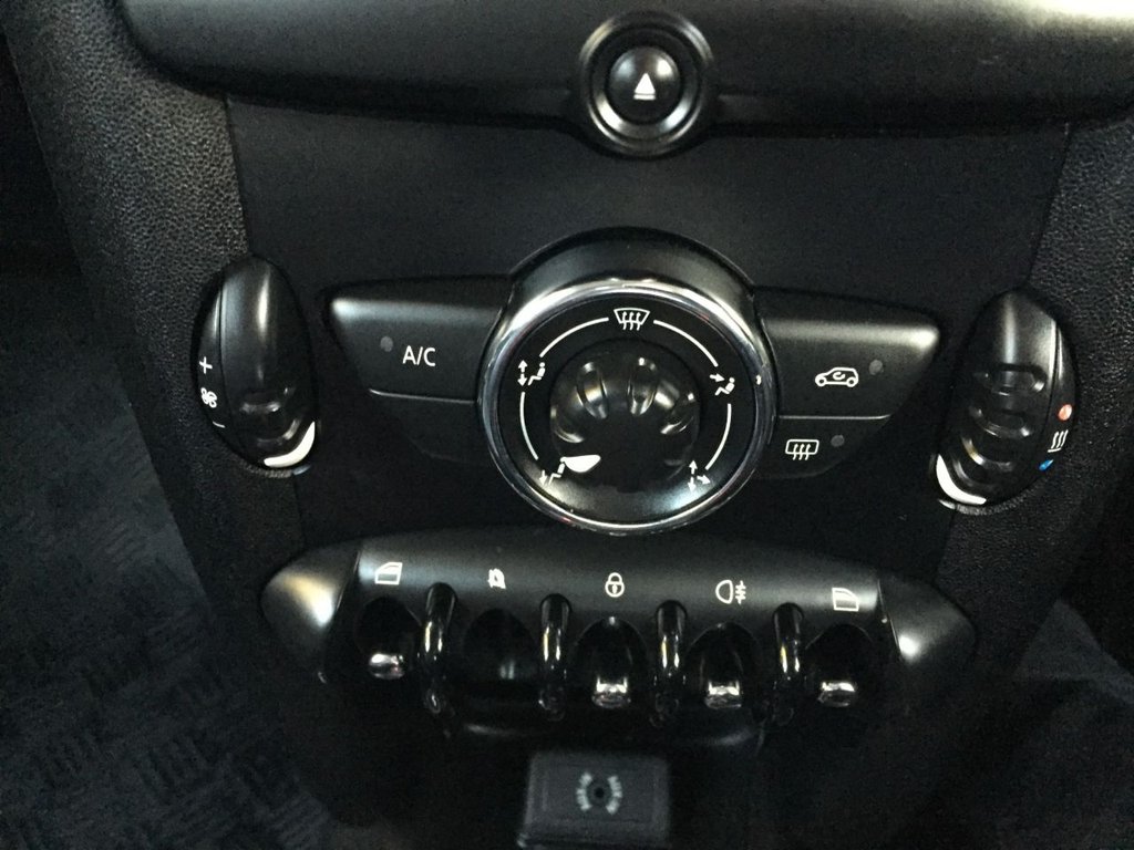 USED 2012 62 MINI HATCH COOPER 2.0 COOPER SD 3d 141 BHP GREAT VALUE MINI COOPER AUTO