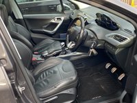 USED 2015 65 PEUGEOT 2008 1.6 BLUE HDI S/S FELINE MISTRAL 5d 120 BHP 