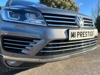 USED 2016 16 VOLKSWAGEN TOUAREG 3.0 V6 R-LINE TDI BLUEMOTION TECHNOLOGY 5d 262 BHP LEATHER-SATNAV-FSH