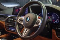 USED 2020 20 BMW M5 4.4 M5 COMPETITION 4d 617 BHP TAN INTERIOR, HUGE SPEC, REAR ENTERTAINMENT, COMFORT PACK, DRIVE ASSIST PACK, PARK PACK, CARBON SPOILER AND DIFFUSER, 12 MONTH WARRANTY