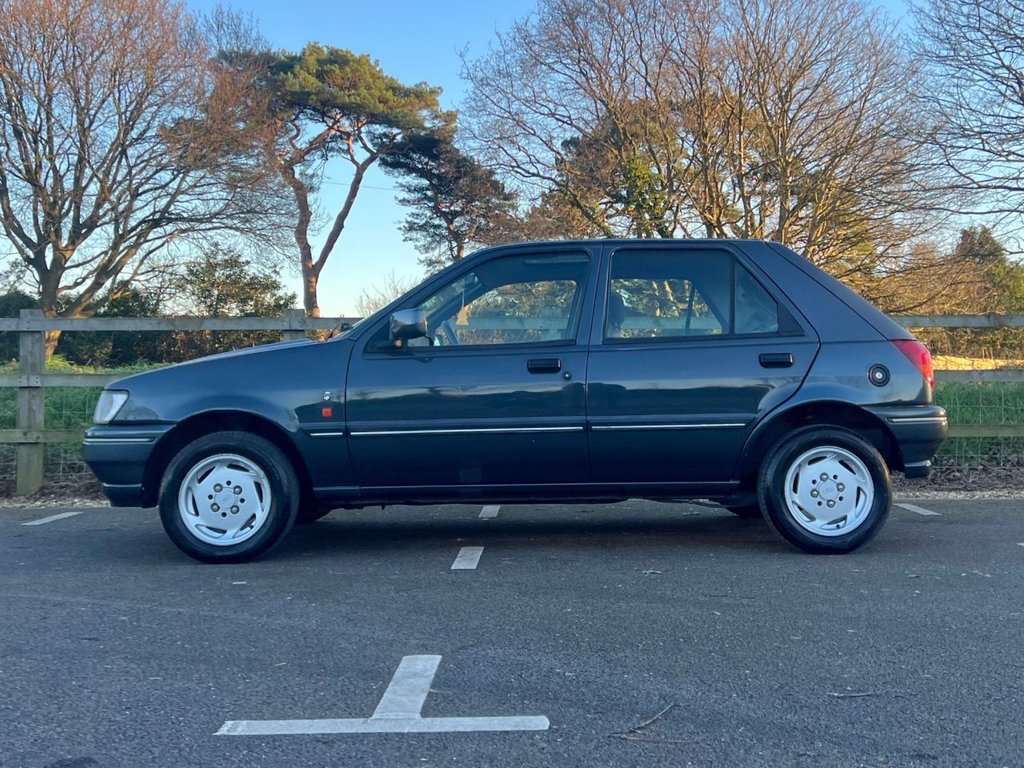 USED 1993 K FORD FIESTA GHIA // Mk3 // 5d // 1300 59 BHP // px swap 