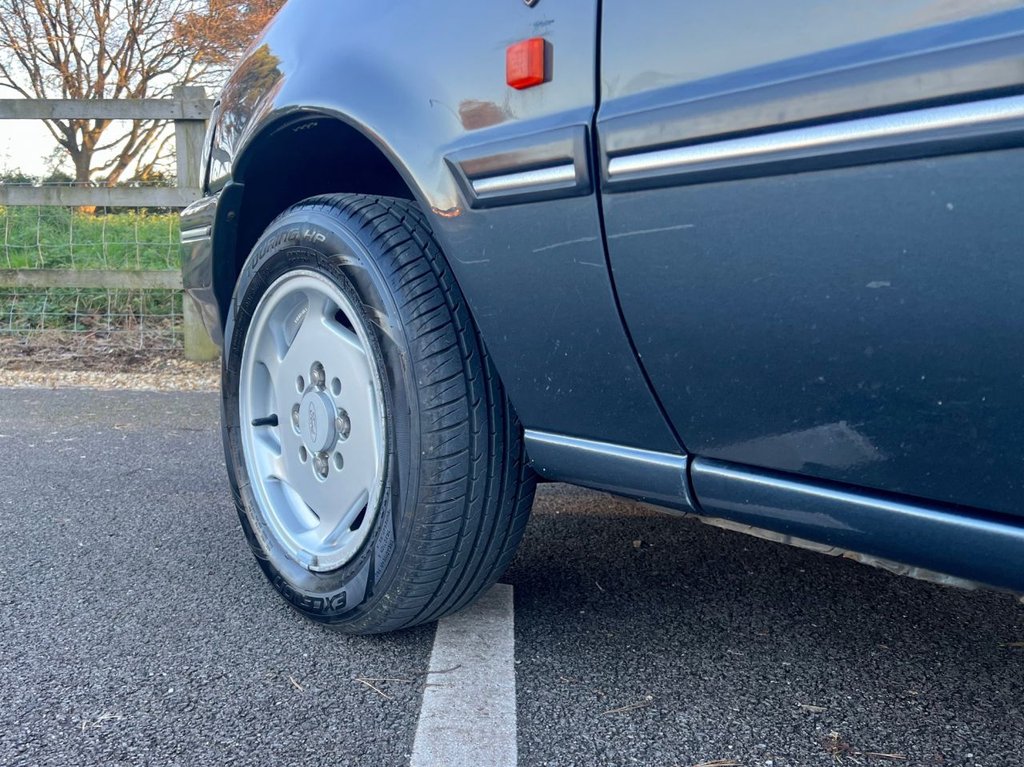 USED 1993 K FORD FIESTA GHIA // Mk3 // 5d // 1300 59 BHP // px swap 