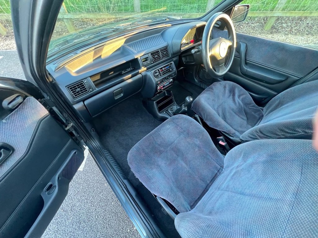 USED 1993 K FORD FIESTA GHIA // Mk3 // 5d // 1300 59 BHP // px swap 