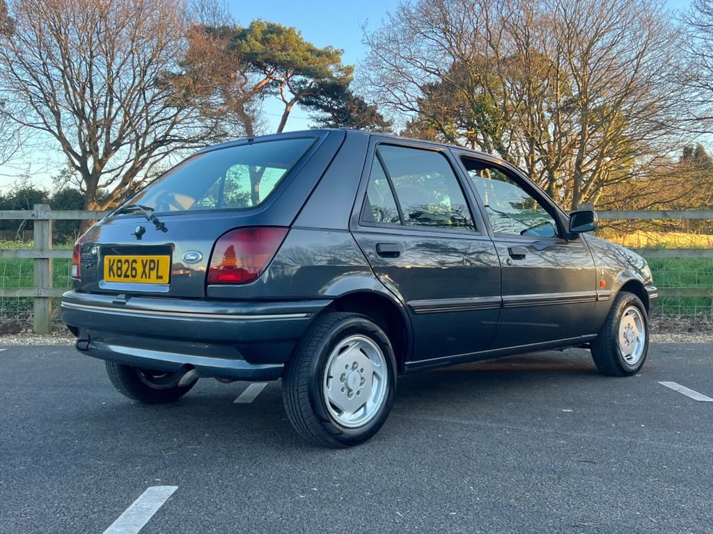 USED 1993 K FORD FIESTA GHIA // Mk3 // 5d // 1300 59 BHP // px swap 