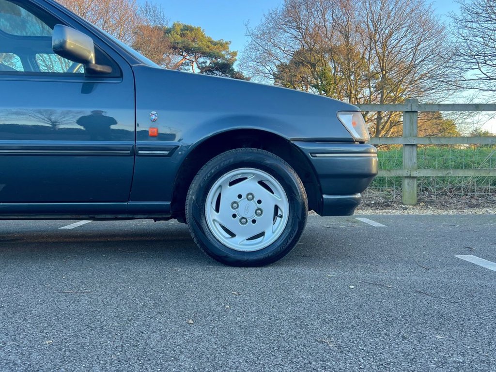 USED 1993 K FORD FIESTA GHIA // Mk3 // 5d // 1300 59 BHP // px swap 
