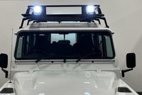 USED 2016 16 LAND ROVER DEFENDER 2.2 TD XS STATION WAGON 5d 122 BHP 9425 Miles , Fuji White , Leather Recaro Searts, Heated Front Seats, Apple Play,