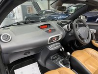 USED 2010 60 RENAULT WIND ROADSTER 1.2 TCe Dynamique S Convertible 2dr Petrol Manual Euro 5 (100 ps) Cruise Control, Heated Leather, Electric Roof