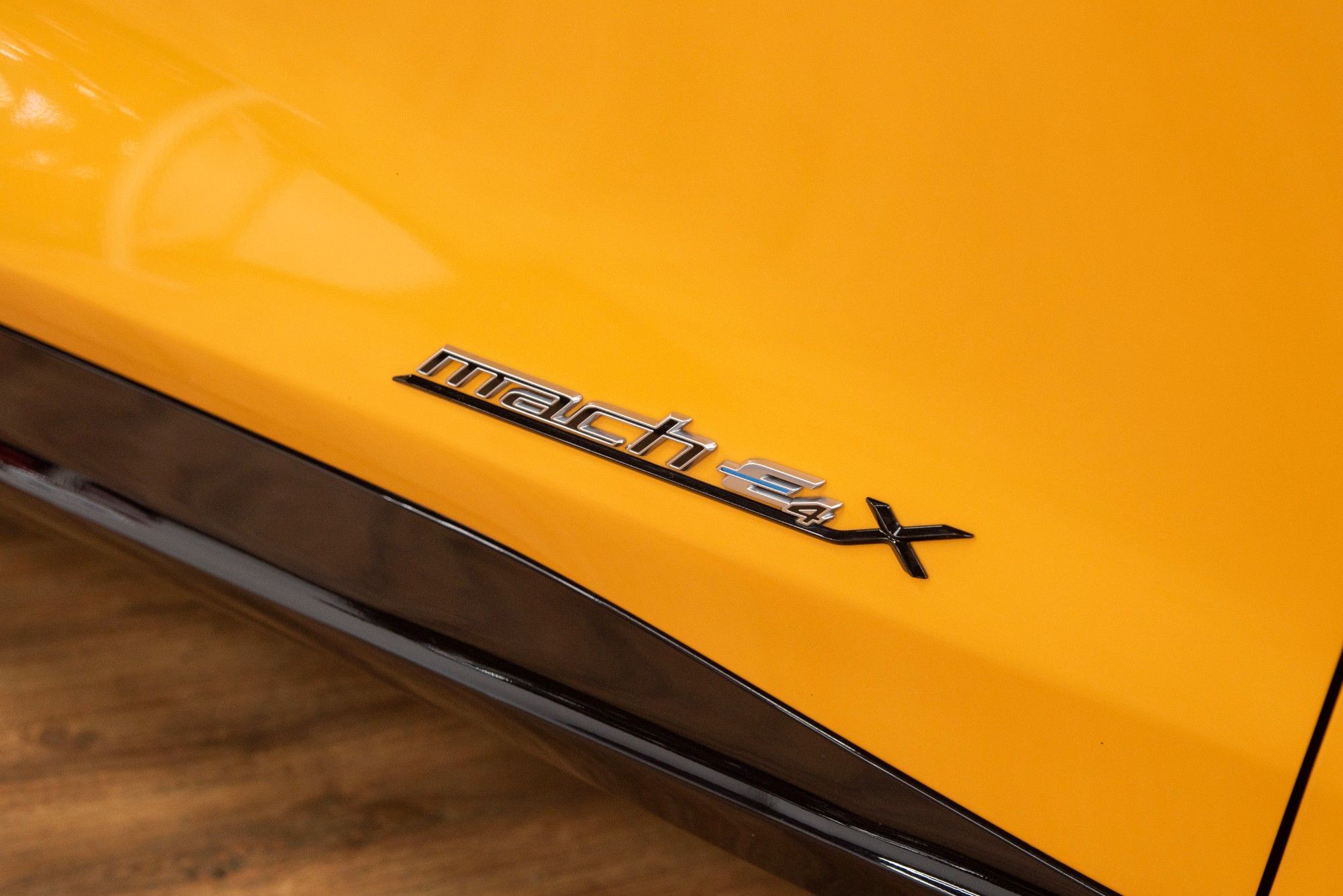 USED 2023 10 FORD MUSTANG MACH-E Extended Range 
