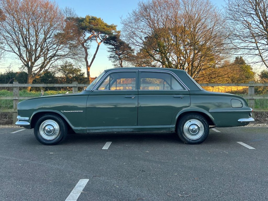 USED 1964 VAUXHALL VICTOR 1600 DE LUXE // 4d // px swap 