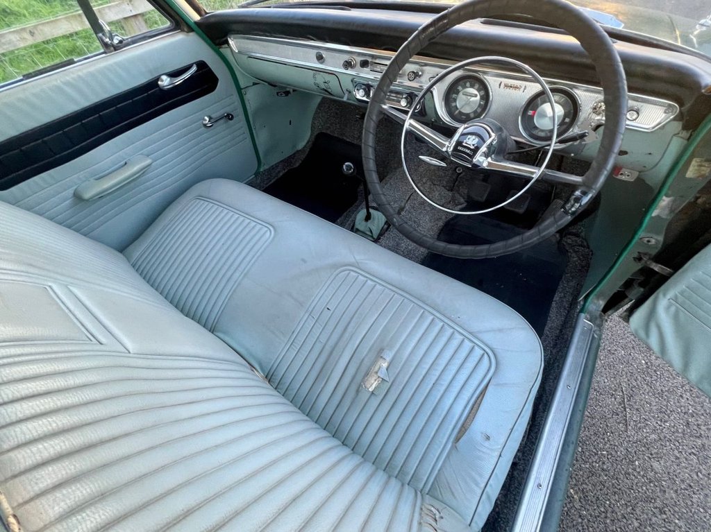 USED 1964 VAUXHALL VICTOR 1600 DE LUXE // 4d // px swap 