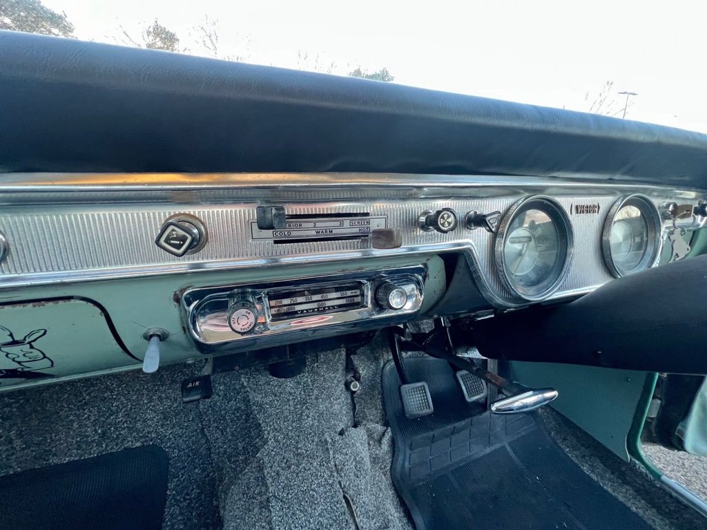 USED 1964 VAUXHALL VICTOR 1600 DE LUXE // 4d // px swap 
