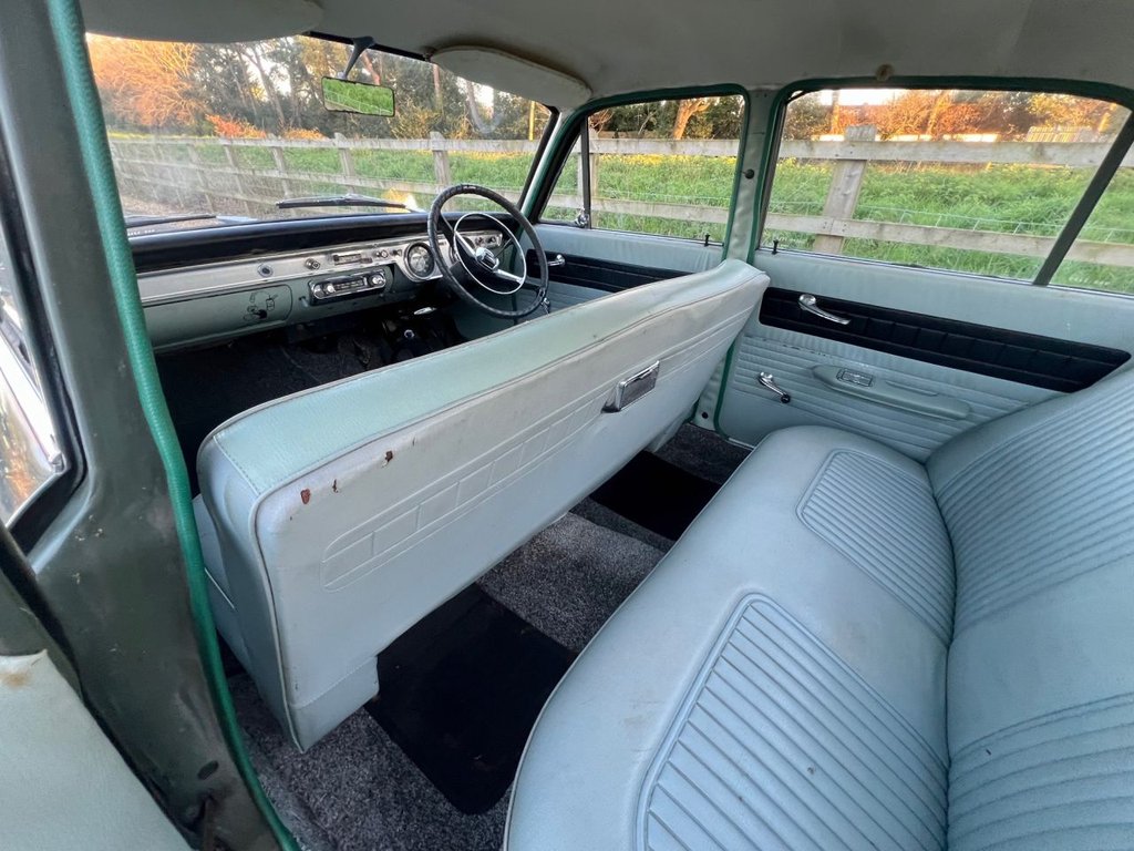 USED 1964 VAUXHALL VICTOR 1600 DE LUXE // 4d // px swap 