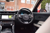 USED 2019 19 JAGUAR XF 3.0 D V6 S 4d 296 BHP PAN ROOF / MERIDIAN / BIG NAV