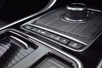 USED 2019 19 JAGUAR XF 3.0 D V6 S 4d 296 BHP PAN ROOF / MERIDIAN / BIG NAV