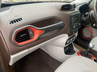 USED 2018 68 JEEP RENEGADE 1.4 LONGITUDE 5d 138 BHP VERY RARE STONE INTERIOR