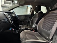 USED 2017 17 RENAULT CAPTUR 0.9 DYNAMIQUE S NAV TCE 5d 90 BHP 
