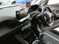 USED 2021 21 PEUGEOT 2008 1.5 BLUEHDI ALLURE S/S 5d 109 BHP ANDROID APPLE CARPLAY REAR VIEW CAMERA PARKING SENSORS 1 OWNER SERVICE HISTORY PEUGEOT WARRANTY JUNE 2024