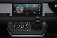 USED 2020 20 LAND ROVER DEFENDER 2.0 SE 5d 198 BHP Explorer Pack, 7 Seat, 23"s