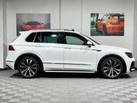 USED 2018 68 VOLKSWAGEN TIGUAN 2.0 R-LINE TDI DSG 5d 148 BHP ELECTRIC TAILGATE / PAN ROOF