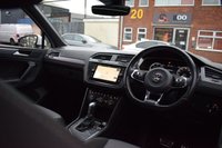 USED 2018 68 VOLKSWAGEN TIGUAN 2.0 R-LINE TDI DSG 5d 148 BHP ELECTRIC TAILGATE / PAN ROOF