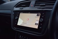 USED 2018 68 VOLKSWAGEN TIGUAN 2.0 R-LINE TDI DSG 5d 148 BHP ELECTRIC TAILGATE / PAN ROOF